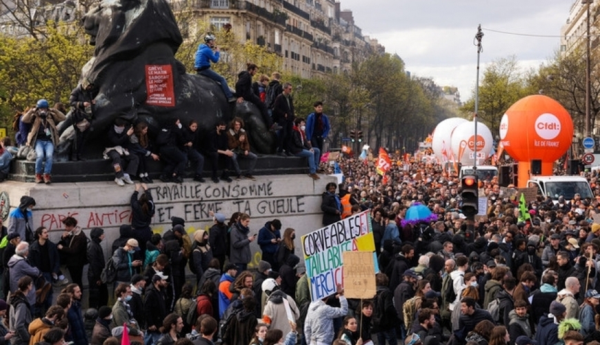 Fransada etirazçılarla polis arasında toqquşmalar baş verib