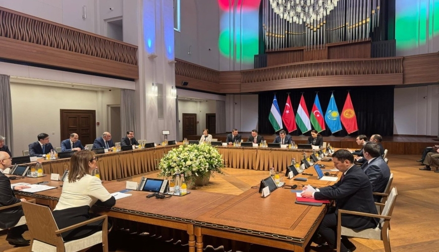 Hikmət Hacıyev MÜHÜM TOPLANTIDA iştirak etdi - FOTOLAR