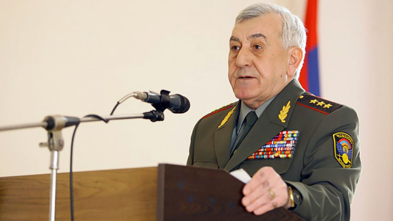 Keçmiş müdafiə nazirinin oğulları rusiyalı məmurları ABŞ-a satırmış - SKANDAL