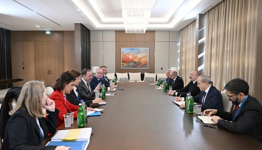 İlham Əliyev Avropa Komissiyasının komissarını qəbul etdi