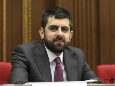 Paşinyanın deputatı: “Ermənistan KTMT məsələsində futbol oynamır”