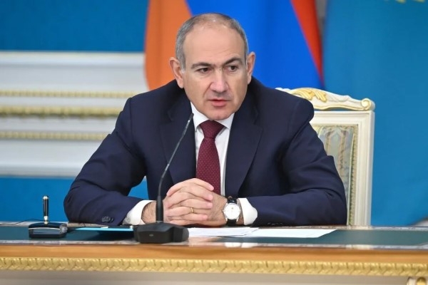 Пост Пашиняна взбудоражил соцсети