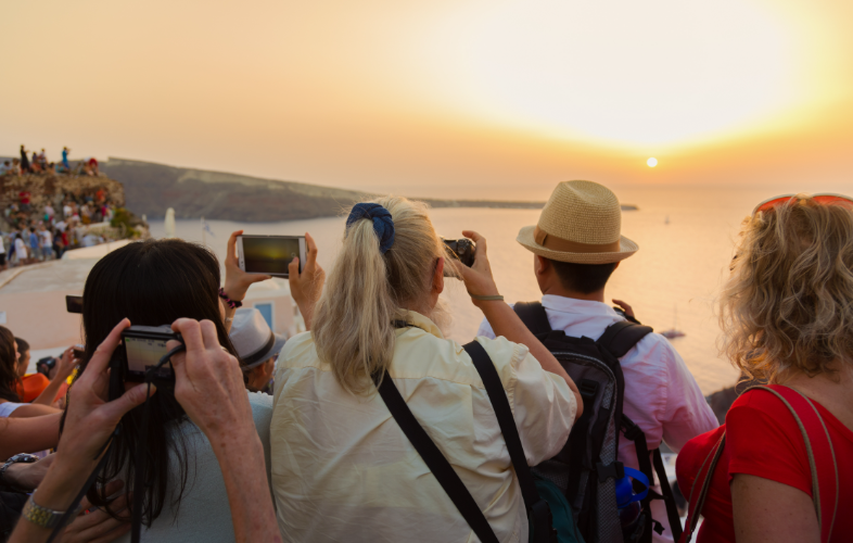 Qiymətlər kəskin endi: turistlərə 70% endirim təklif olunur