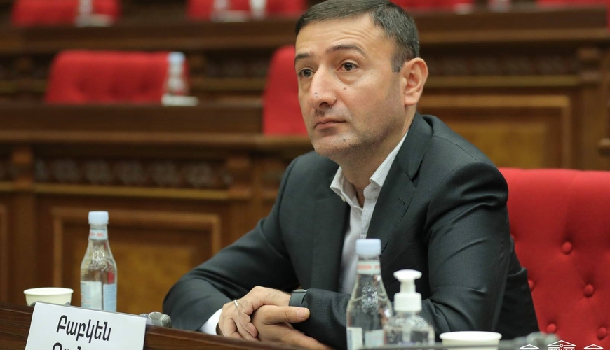 Erməni deputat: İrəvan Rusiyaya qarşı tətbiq edilən sanksiyalardan yan keçməməlidir