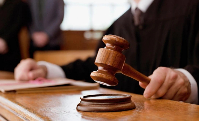 Azərbaycanda dövlət qurumlarının dili dərhal dəyişməlidir – Vəkildən çağırış