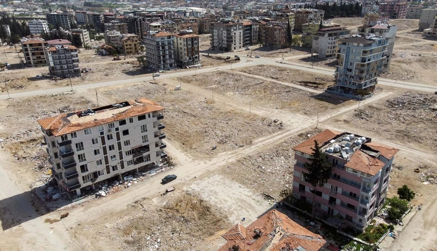 Hataydan ürək dağlayan görüntülər - şəhər tərk edilmiş meydana dönüb