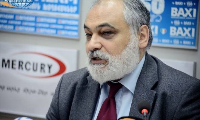 Türkiyə-Ermənistan barışıq prosesi irəli doğru getmir - Ruben Safrastyan