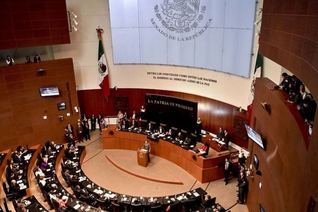 Сенат Мексики одобрил наказание за терапию для смены пола
