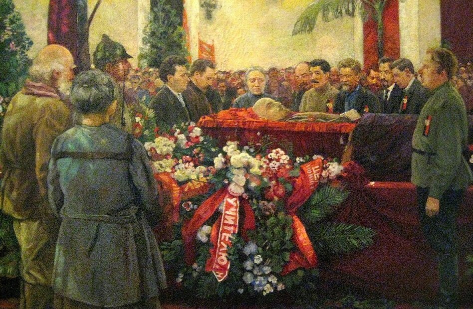 Lenin's_funerals_by_I.Brodsky_(1925)_detail_01.jpg (382 KB)
