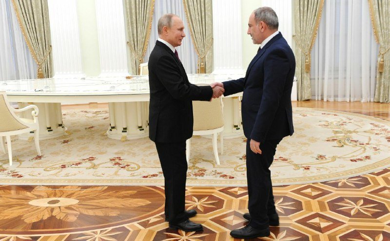 nikol-putin-f2bb89ffbb3a.jpg (94 KB)