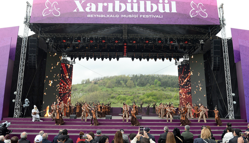 “Xarıbülbül” festivalının açılış konserti olub - VİDEO, FOTOLAR