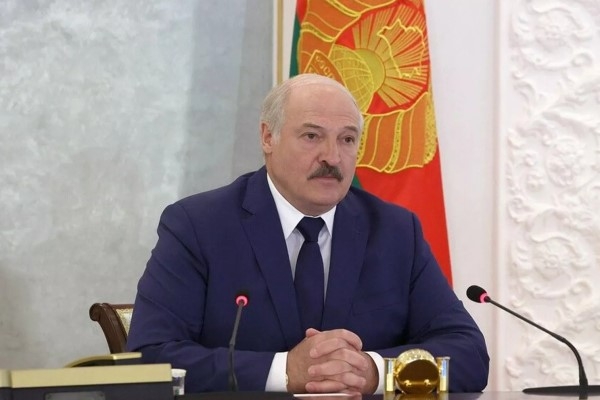 Лукашенко готовится к войне