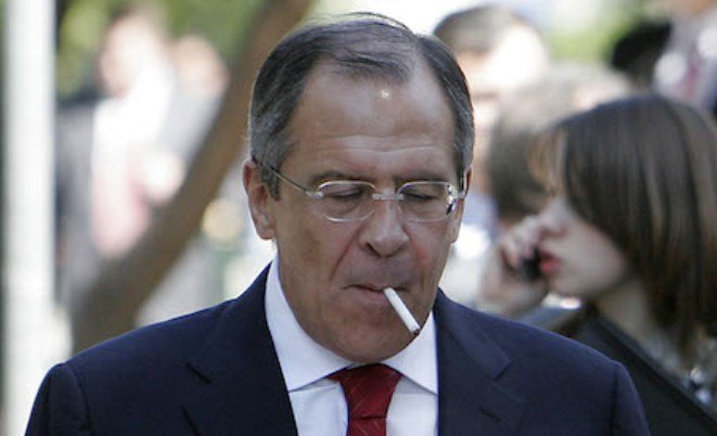 lavrov-smoking-625.jpg (50 KB)