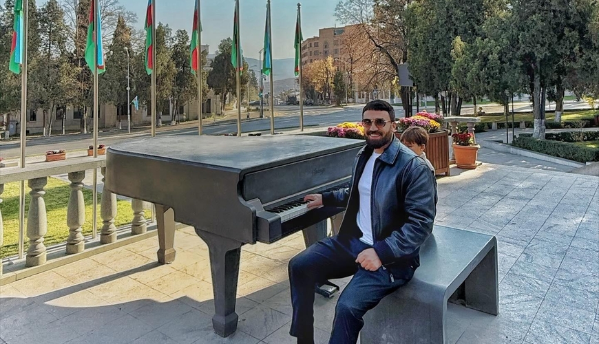 Xankəndidə “Cənnətim Qarabağ” oxudu