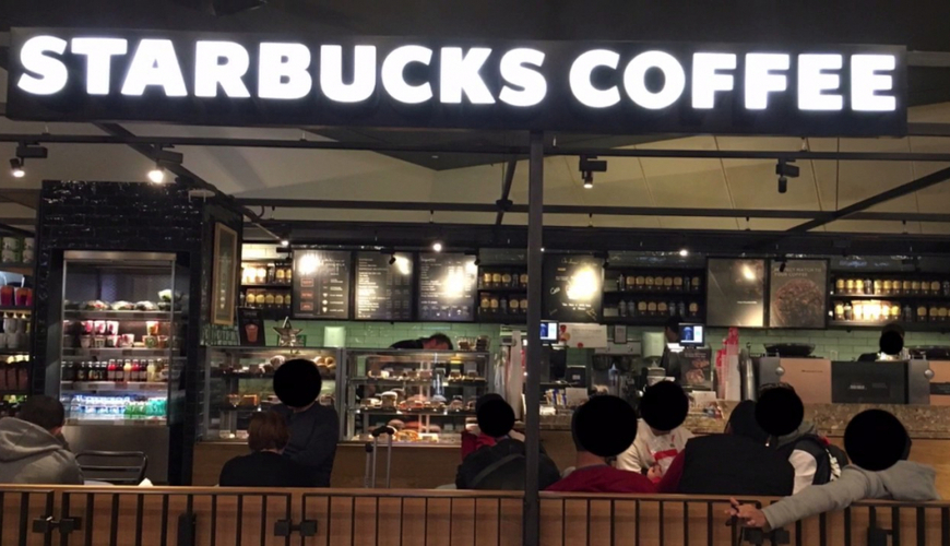 В Кахраманмараше напали на кофейню Starbucks