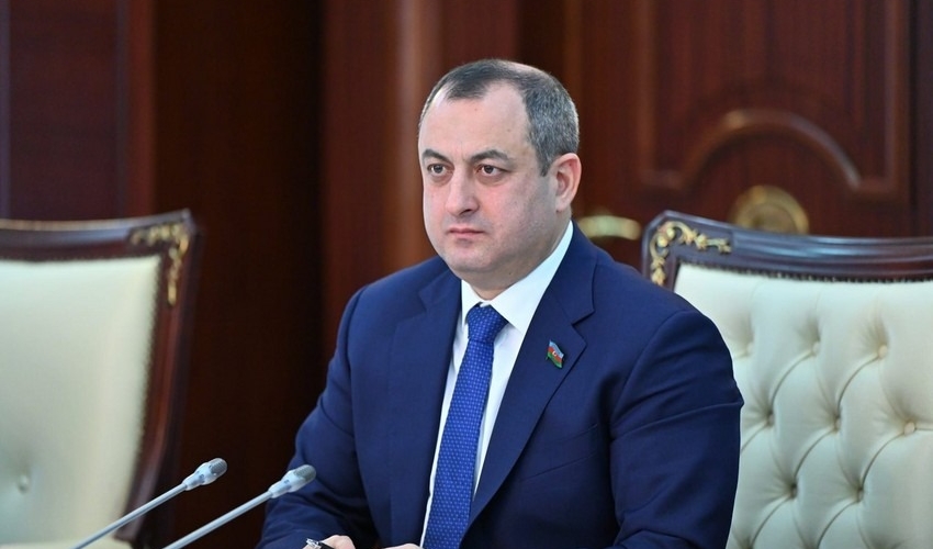 Adil Əliyevin deputat səlahiyyətlərinə xitam verildi