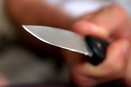 Xırdalanda 40 yaşlı kişi keçmiş arvadını ölümcül bıçaqladı