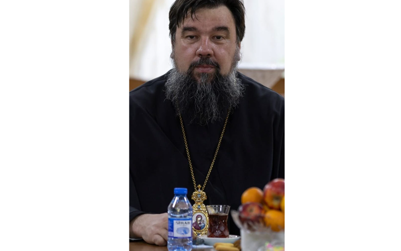 Yeni təyin olunmuş yepiskop Smirnovla vətəndaşın məhkəmə çəkişməsi – Kim haqlıdır?