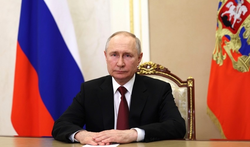 Putin: Rusiyanın sülh təşəbbüslərinin həyata keçirilməsi danışıqlara başlamağa imkan verərdi