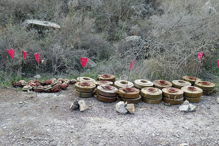 На дороге Горадиз-Агбенд обезврежены 752 мины и НРБ