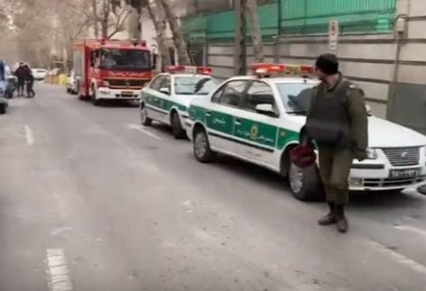 Tehrandakı səfirliyimizə hücuma Bakıdan reaksiyalar – “Tehran rejimi odla oynayır”