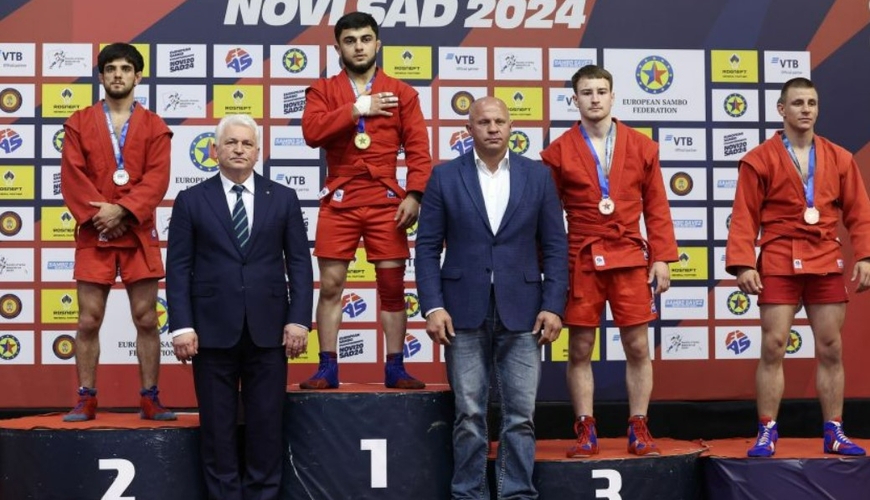 Самбист Эльвин Багиров стал чемпионом Европы, победив Даллакяна