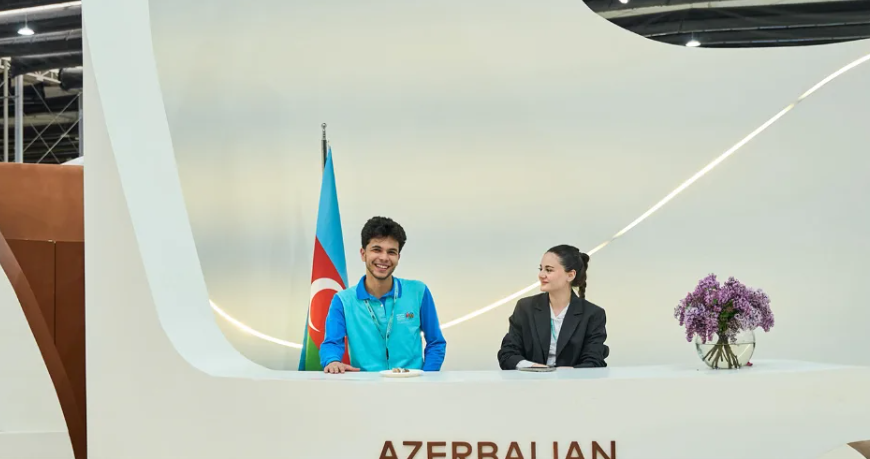 Azərbaycan pavilyonu WUF13 çərçivəsində təşkil olunan “Urban Expo” sərgisində fəaliyyətə başlayıb