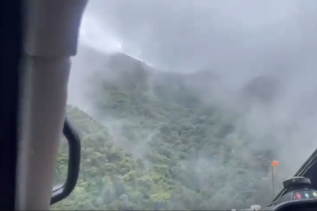 Panama prezidentliyinə namizədin içində olduğu helikopterin qəza anı - VİDEO