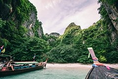 Turist qadın Taylandda itkin düşüb