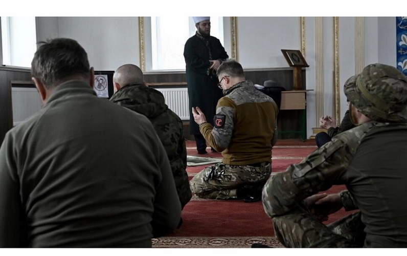 Ukrayna müsəlmanlarının duası – “France24”
