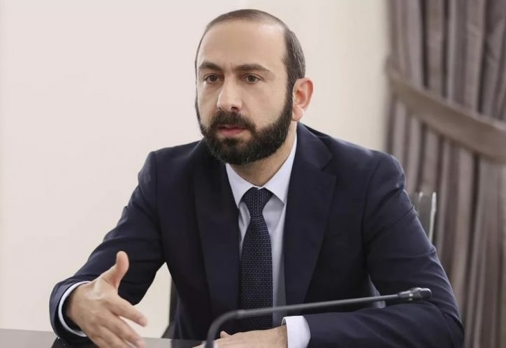 Мирзоян предложил Баку «не ограничиваться» подписанием мирного договора