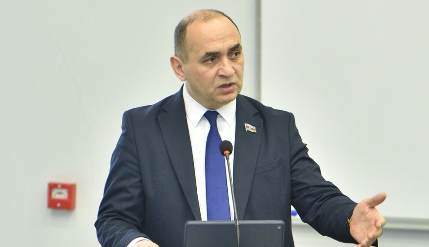 “O efir aparıcılarının neçəsi bu sahəyə aid adamlardır?” – Deputatdan SƏRT açıqlamalar