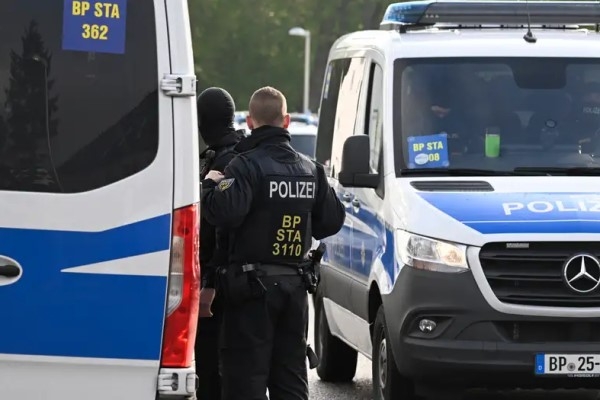 Полицию Германии подняли по тревоге