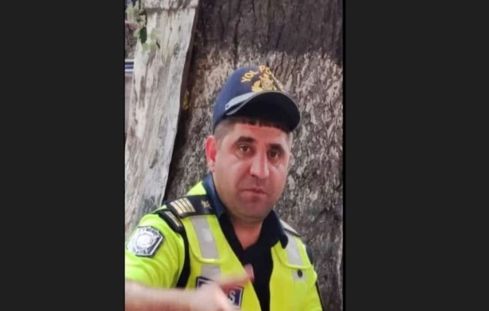 Ağdaşda avtoqəzada polis işçisi ölüb