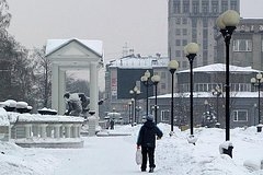 Keçmiş Stalinsk şəhərinin meri Stalinə abidə qoyacaq