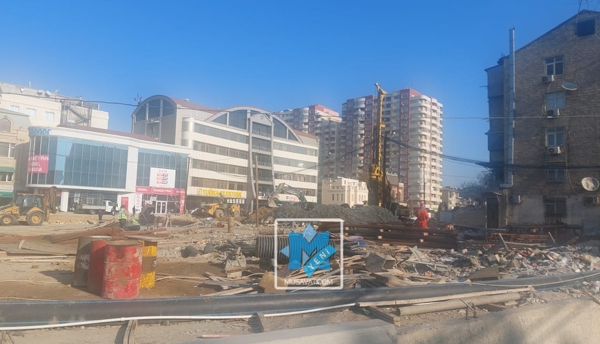 Partlayış olan plazadan ən son görüntülər: Dağıntılar belə təmizlənir - VİDEO+FOTOLAR