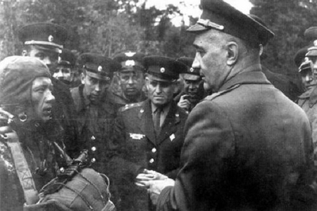 Stalinin tapşırığı ilə general Pavlovu oğurlayan mayor – Mamsurov Jukovu necə bada verib?