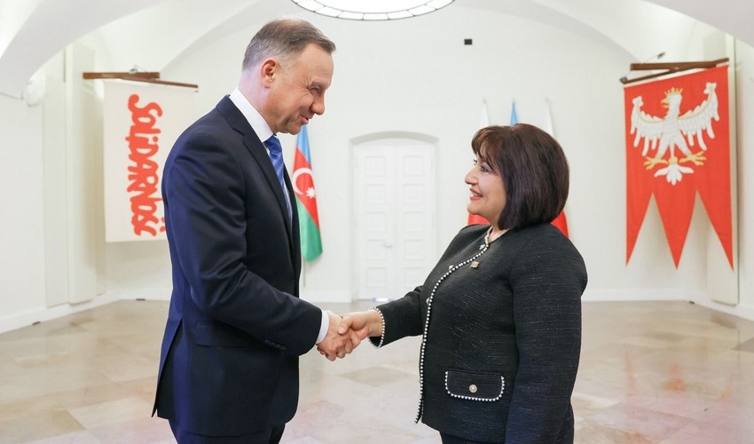 Sahibə Qafarova Polşa Prezidenti ilə görüşüb
