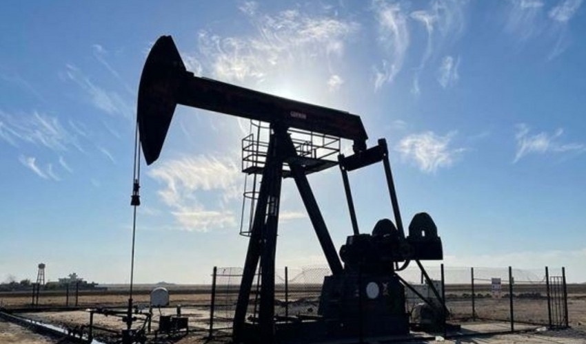 Qazaxıstan neft hasilatı planını azaltdı
