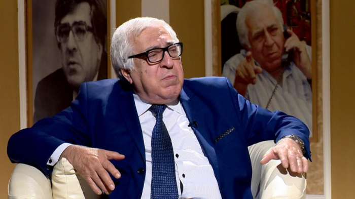 “Yazıçı Anar səhv edir, mən olsaydım, hamısını birdən çıxarardım”