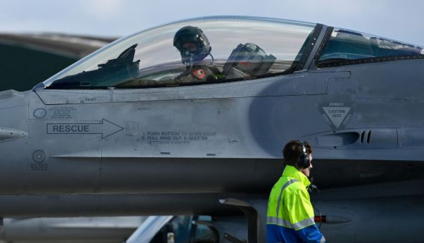 Hollandiya da Rusiyaya qarşı çıxdı: Ukrayna F-16-lardan istifadə edə biləcək