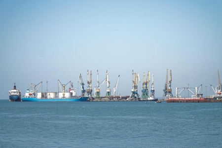 Ukrayna bir sıra dəniz limanlarını BAĞLADI