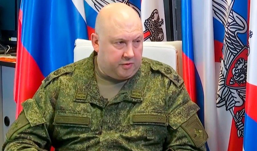 General Surovikin yeni vəzifəyə təyin edildi