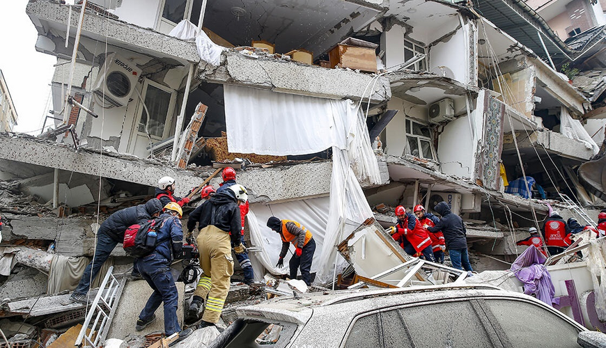 Seysmoloqlar Bakıdakı qəzalı binalarla bağlı xəbərdarlıq edir