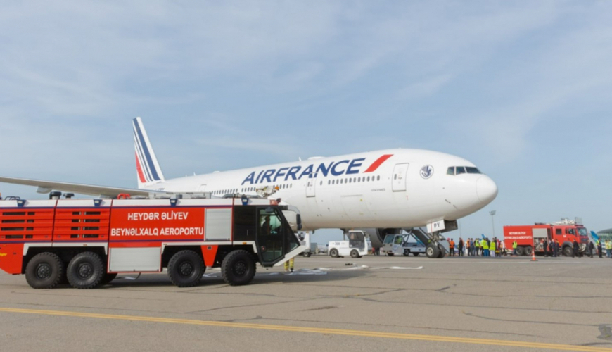 В Баку экстренно сел борт Air France, объявлена тревога - ФОТО