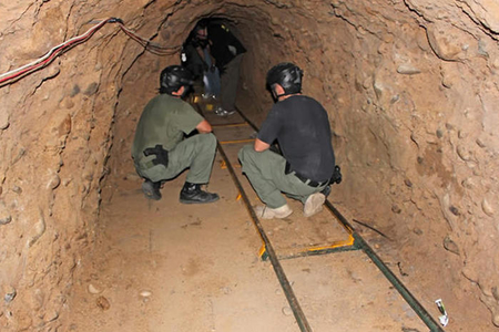 ABŞ-Meksika sərhədində gizli tunel aşkarlanıb