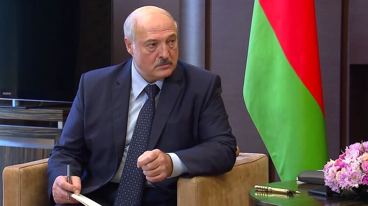 Лукашенко призвал Украину до мая начать переговоры с Россией