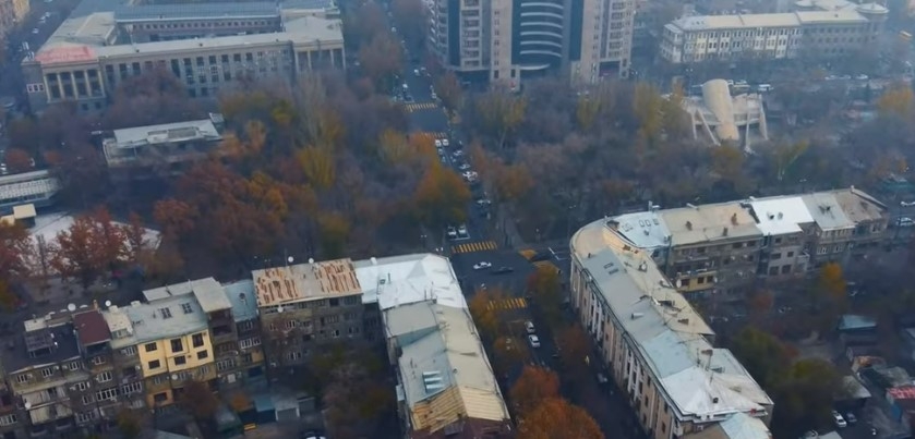 Азербайджанский телеканал провел съемки дроном в небе над Ереваном - ВИДЕО