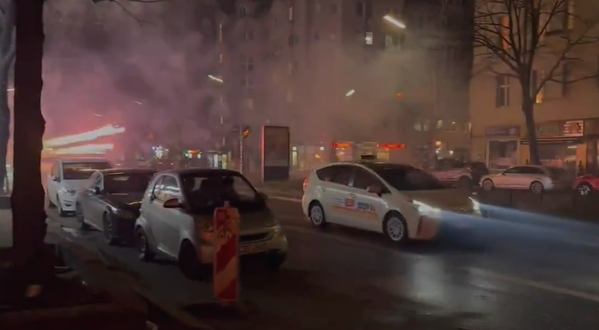 Berlində iğtişaşlar: 15 polis əməkdaşı yaralandı, 230-dan çox adam SAXLANILDI-VİDEO 
 