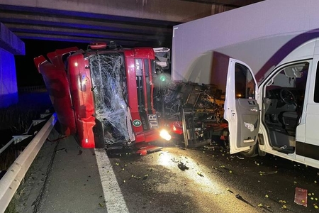 Türkiyədə ağır yol qəzası olub, xəsarət alanlar var